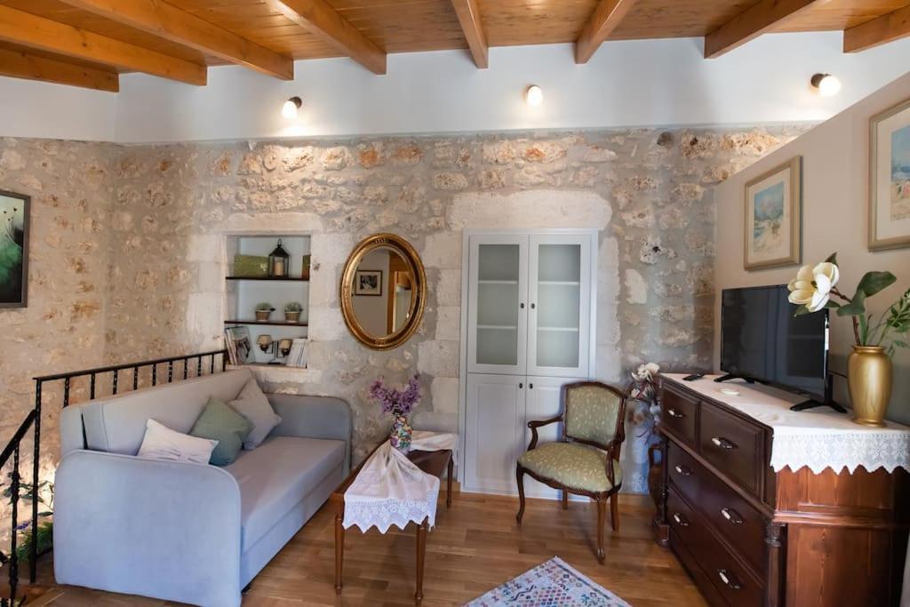 La Casa Di Bella A Tradional Stone House With Barbecue Villa Karia  ภายนอก รูปภาพ