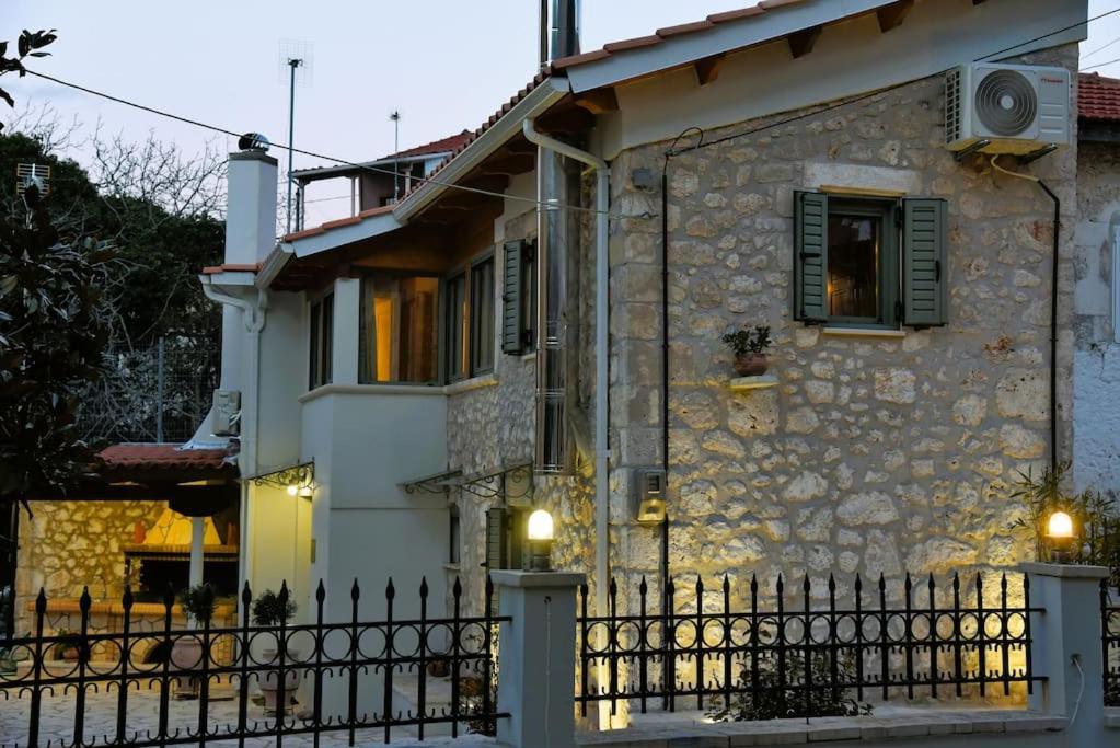 La Casa Di Bella A Tradional Stone House With Barbecue Villa Karia  ภายนอก รูปภาพ