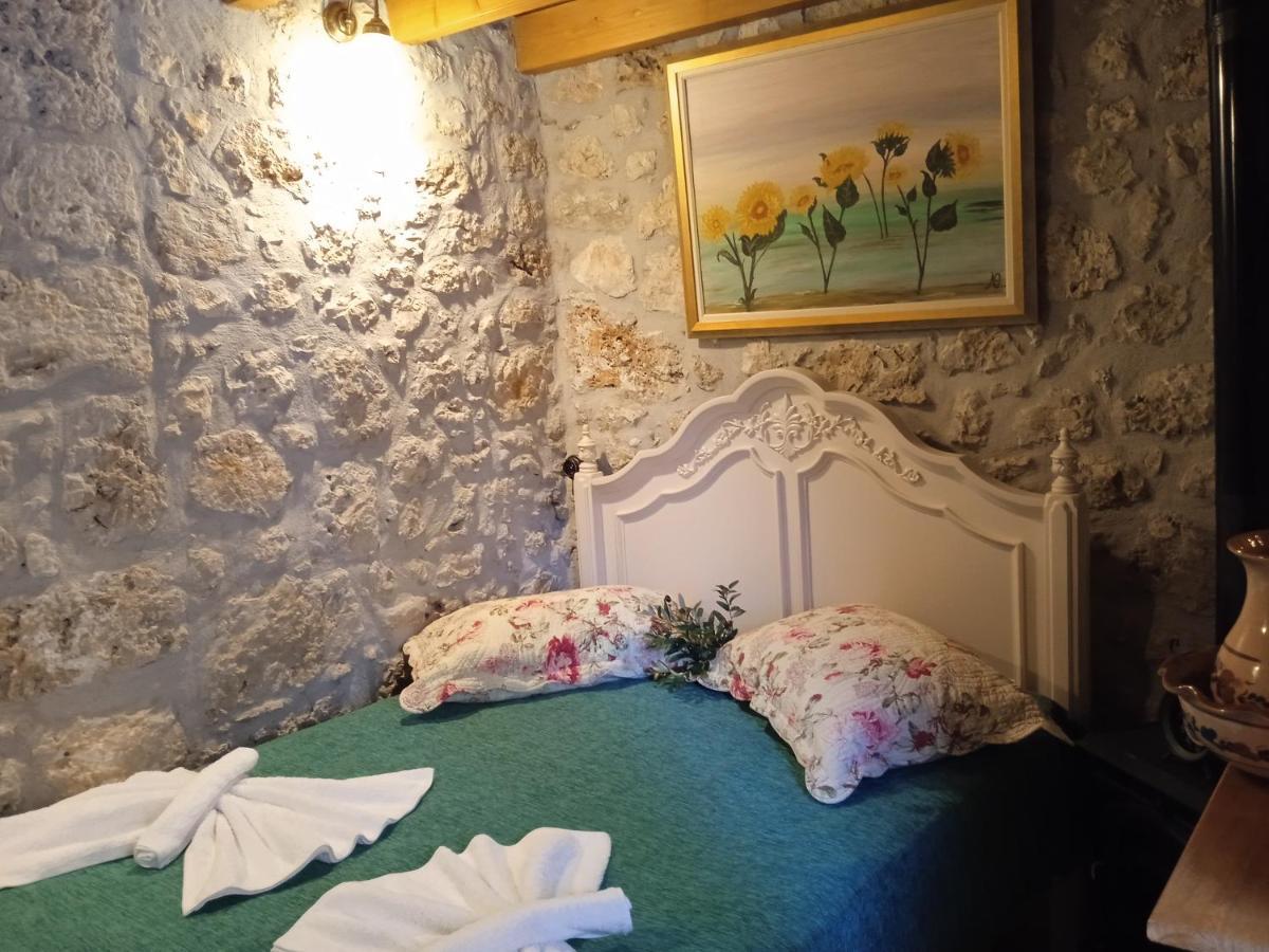 La Casa Di Bella A Tradional Stone House With Barbecue Villa Karia  ภายนอก รูปภาพ