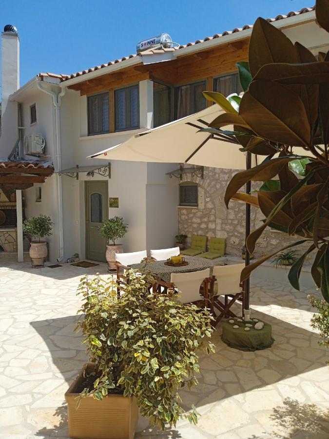La Casa Di Bella A Tradional Stone House With Barbecue Villa Karia  ภายนอก รูปภาพ