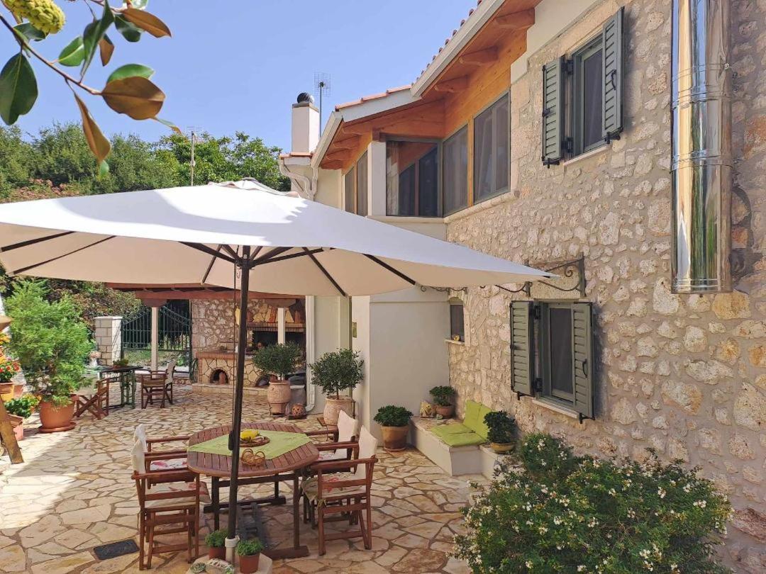 La Casa Di Bella A Tradional Stone House With Barbecue Villa Karia  ภายนอก รูปภาพ