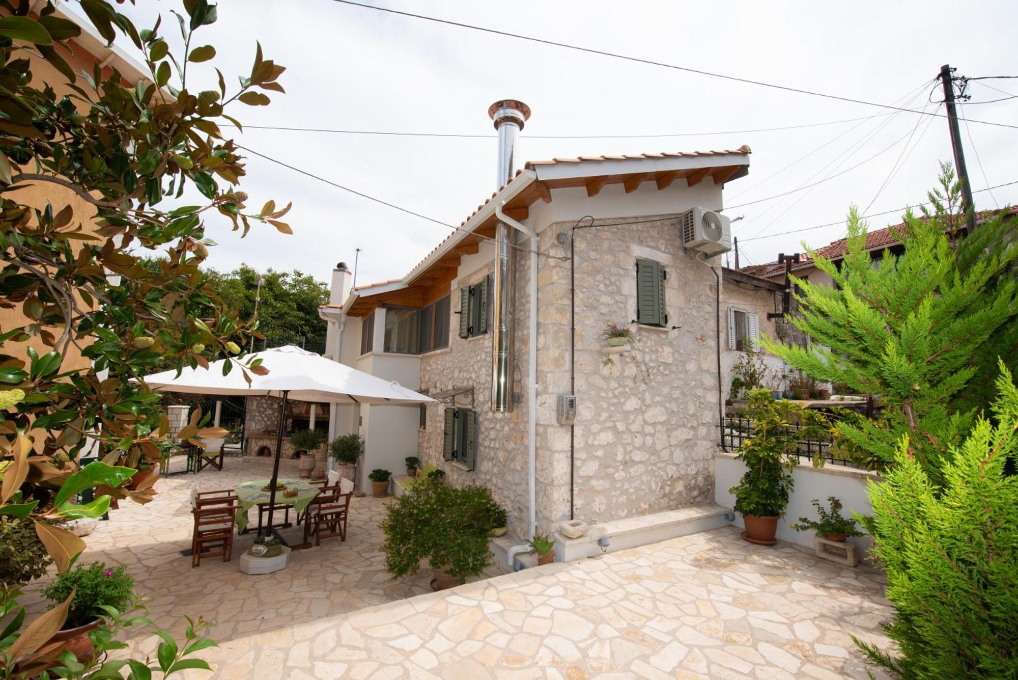 La Casa Di Bella A Tradional Stone House With Barbecue Villa Karia  ภายนอก รูปภาพ