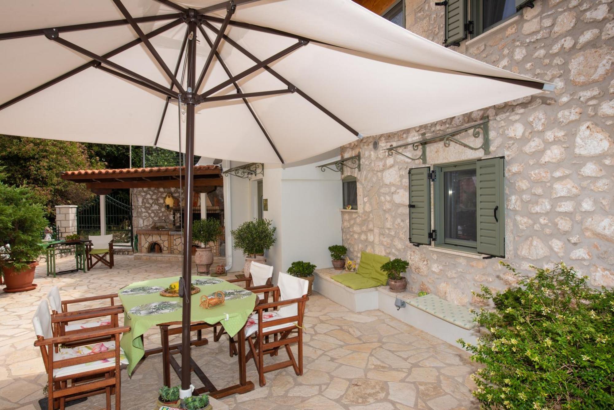 La Casa Di Bella A Tradional Stone House With Barbecue Villa Karia  ภายนอก รูปภาพ