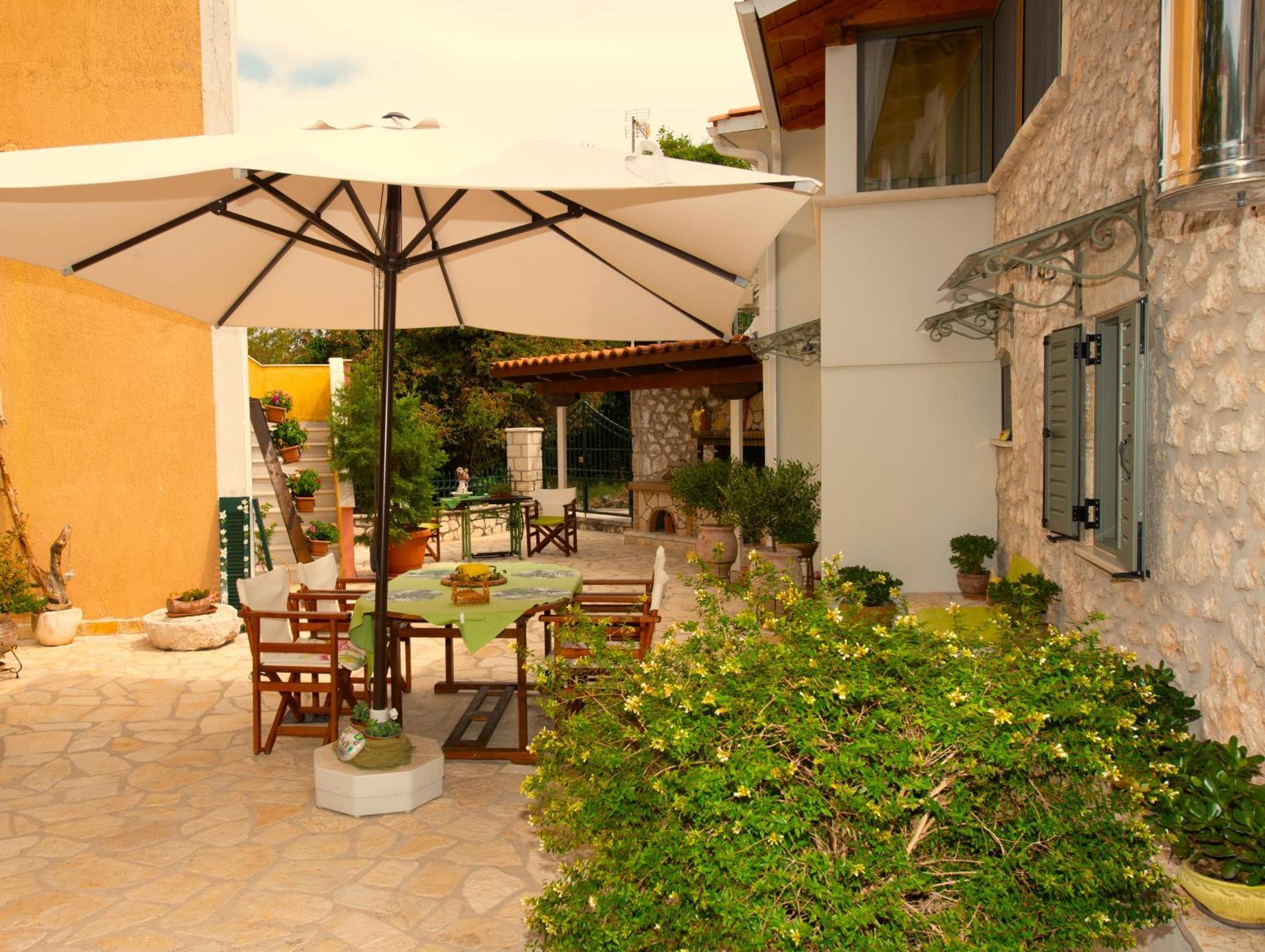La Casa Di Bella A Tradional Stone House With Barbecue Villa Karia  ภายนอก รูปภาพ
